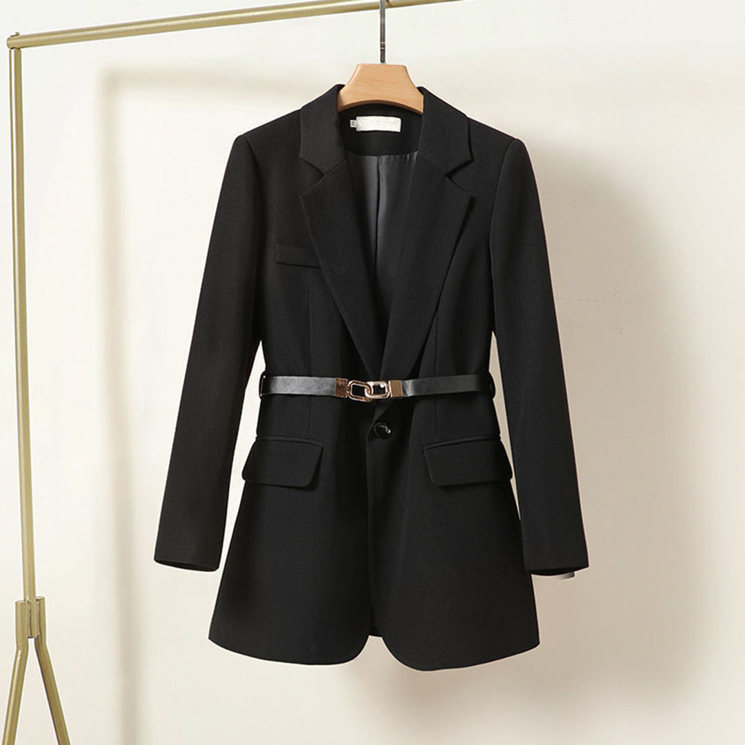 Lisa – Elegant lång blazer med bälte