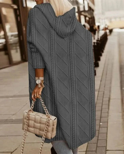 Kvinnojacka – Elegant mid-lång kabeltextur coat